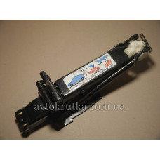Домкрат Volkswagen Golf 2