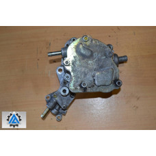 Вакуумний насос Volkswagen Caddy 2 1.9 TDI 1996-2010 (Фольксваген Кадді, Фольцваген Кедді)