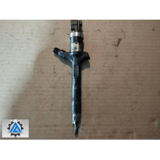 Форсунка Toyota Avensis T25 2003-2008 2.0 D-4D 2367027020 (Тойота Авенсіс, Тойота Авенсіс Т25)