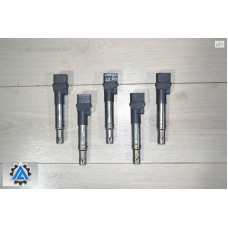 Котушка запалювання Volkswagen Golf 4 IV 3.2 R32 BENZ 2002-2005 (Фольксваген Гольф, Фольцваген Гольф)